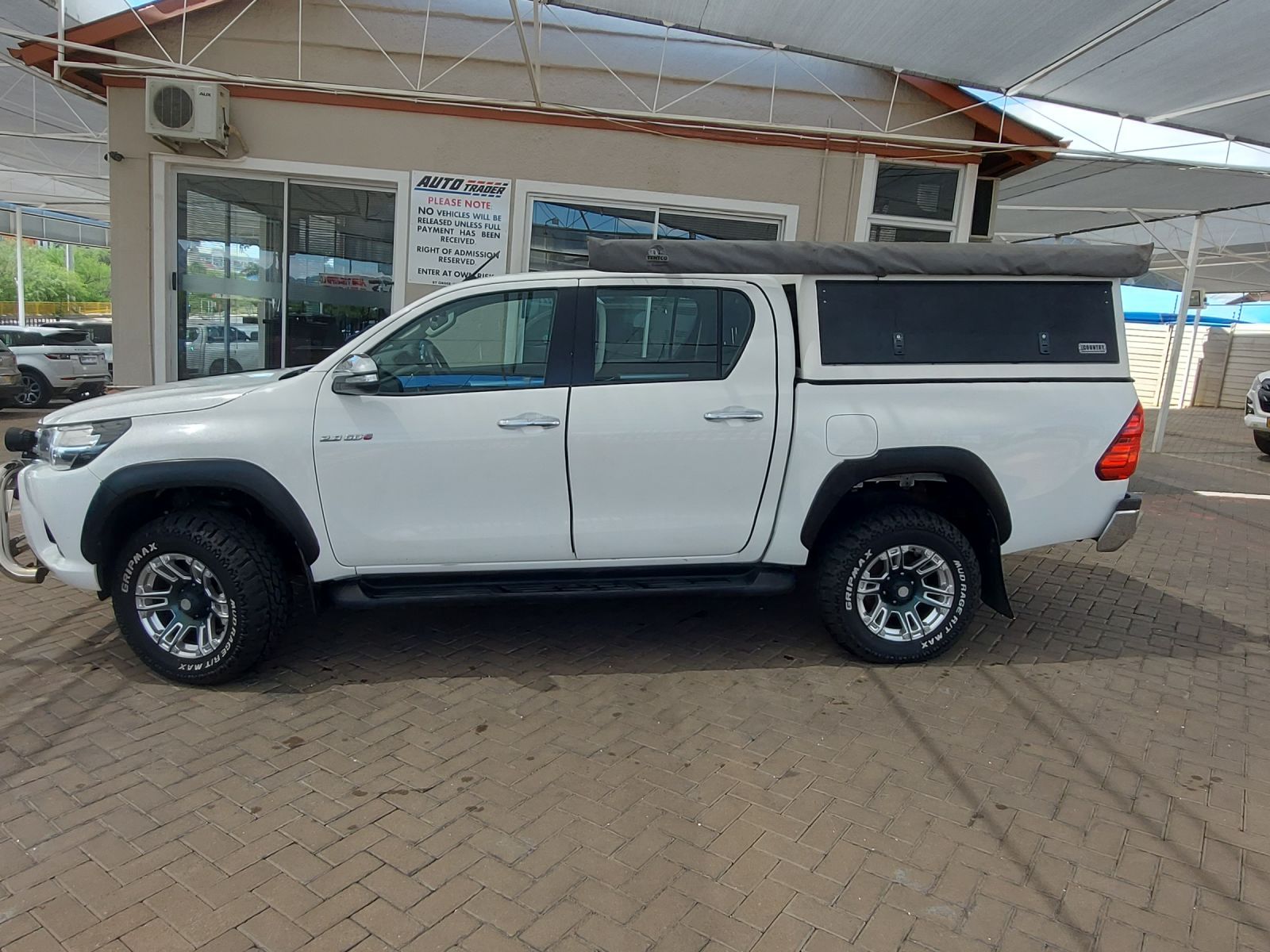 2016 Toyota Hilux photo 4