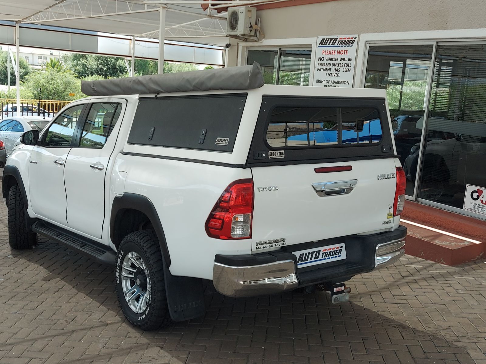 2016 Toyota Hilux photo 5