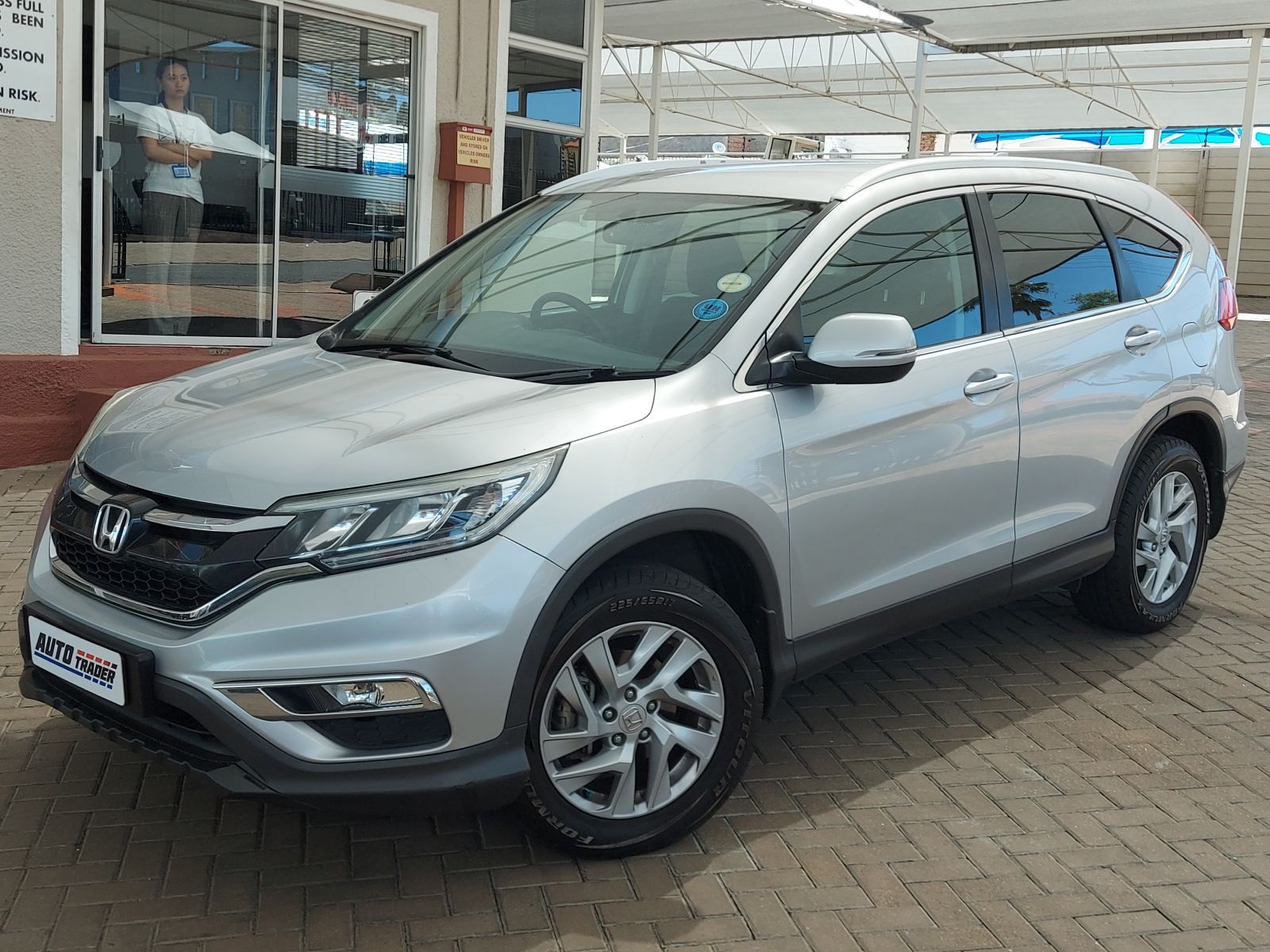 2016 Honda CR-V photo 1