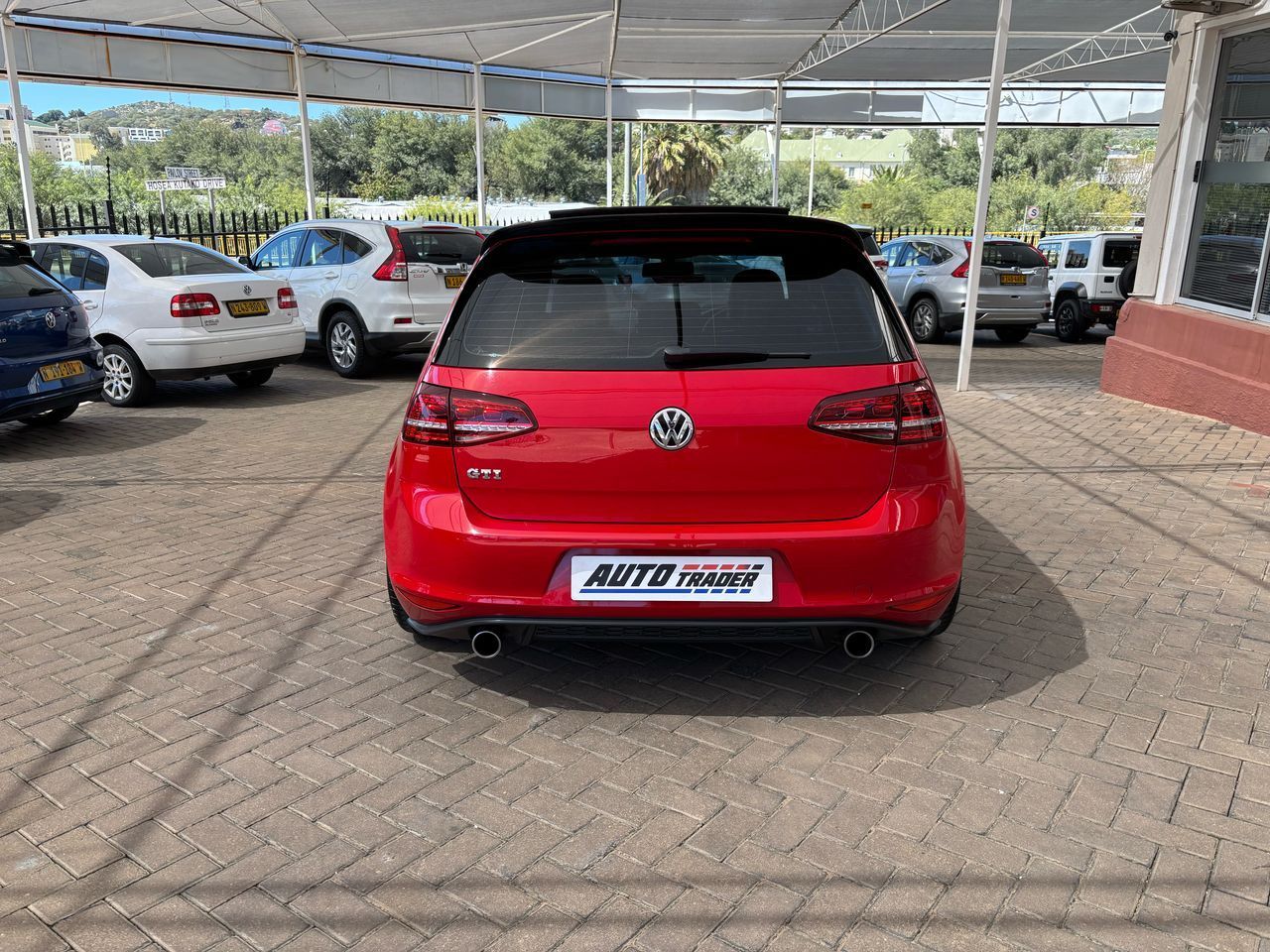 2014 Volkswagen Golf photo 6