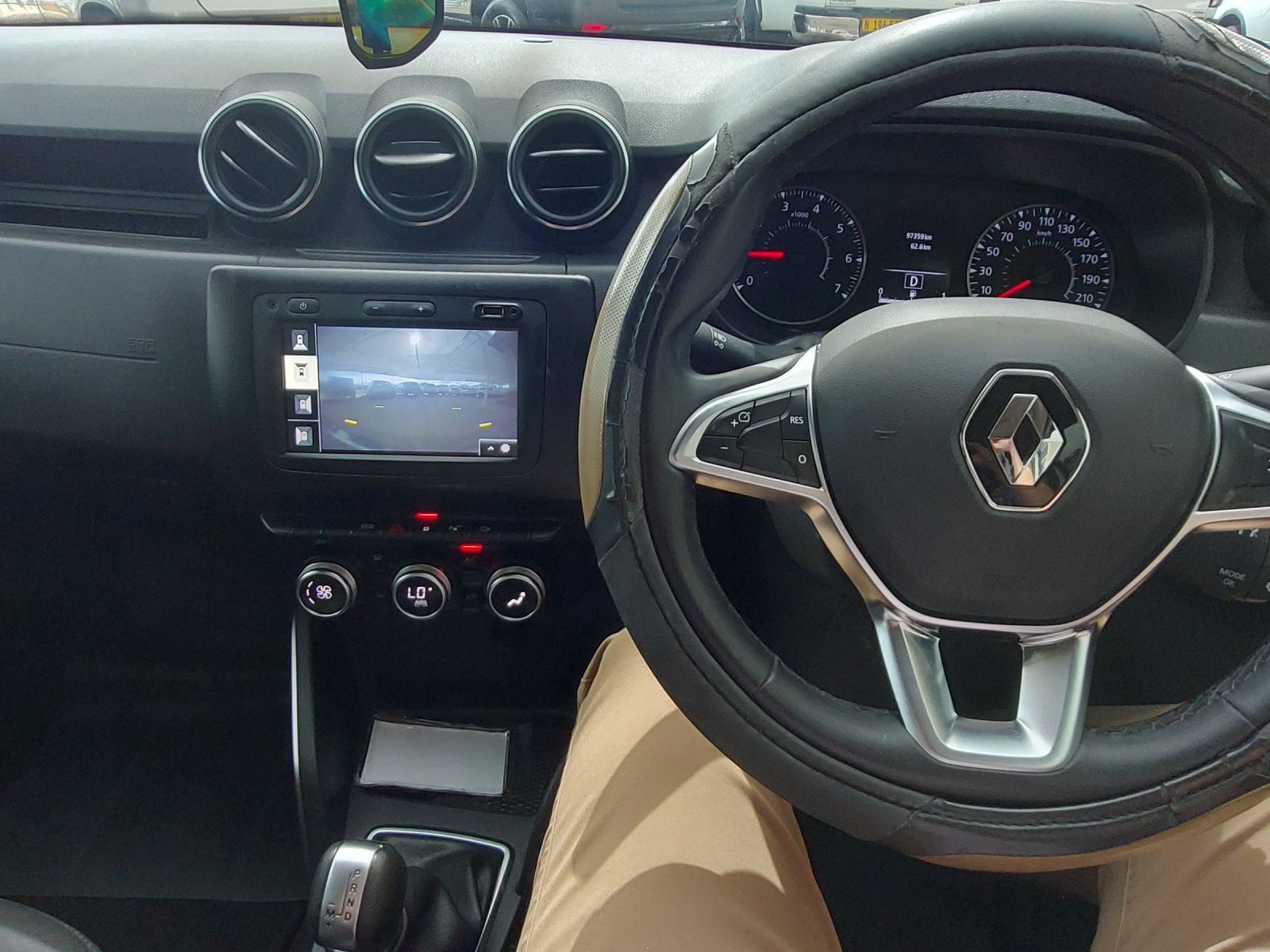 2020 Renault Duster photo 10