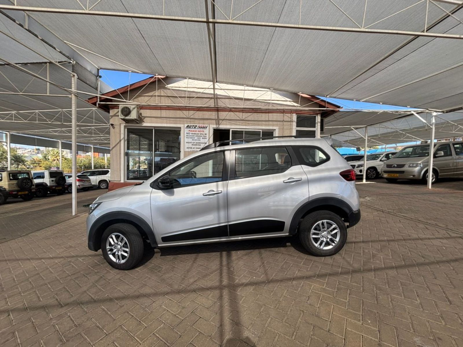 2022 Renault Triber photo 4