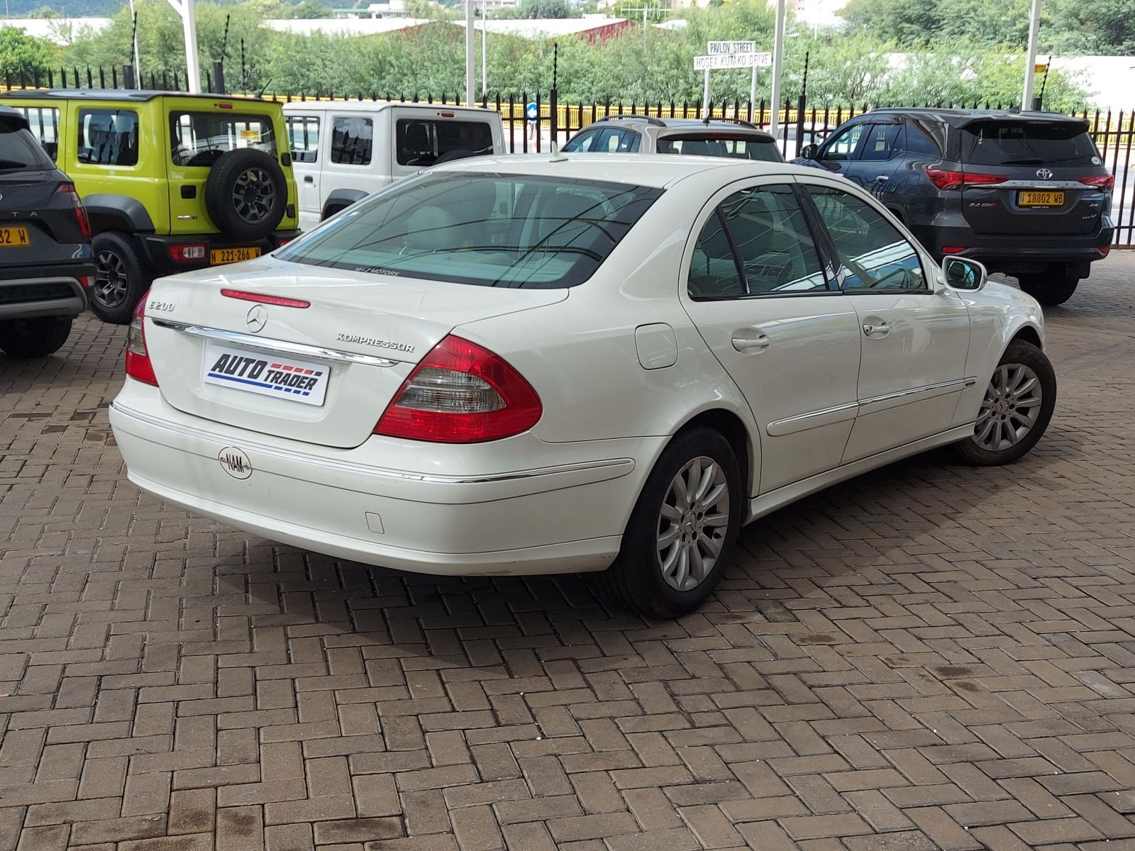 2007 Mercedes-Benz E Class photo 7