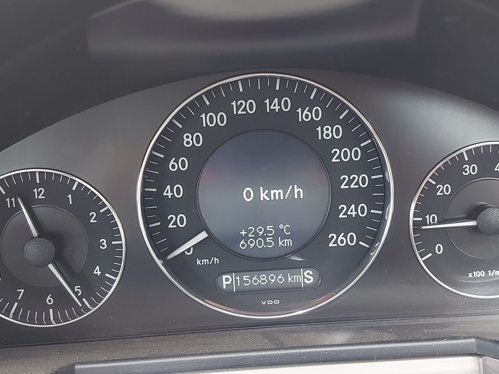 2007 Mercedes-Benz E Class photo 9