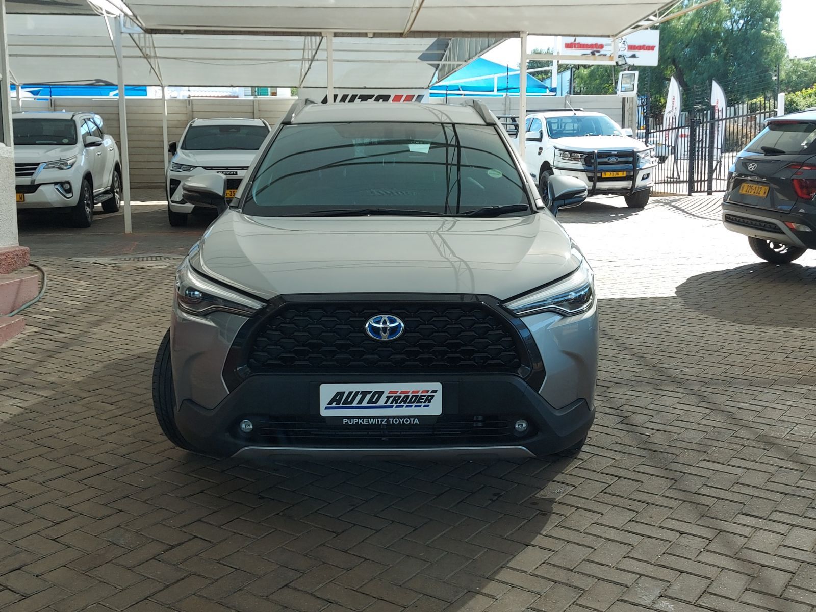 2022 Toyota Corolla photo 2