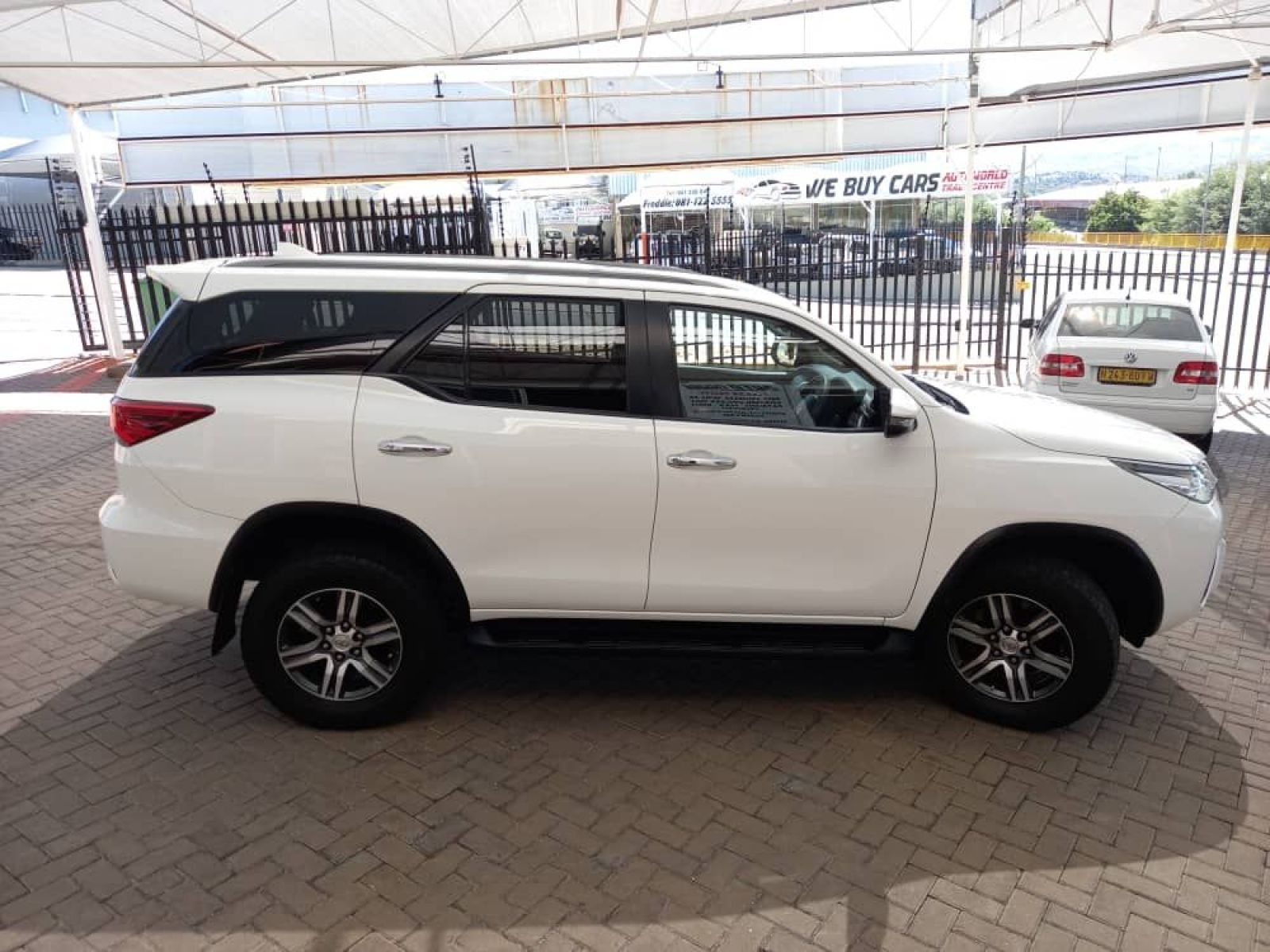 2018 Toyota Fortuner photo 8