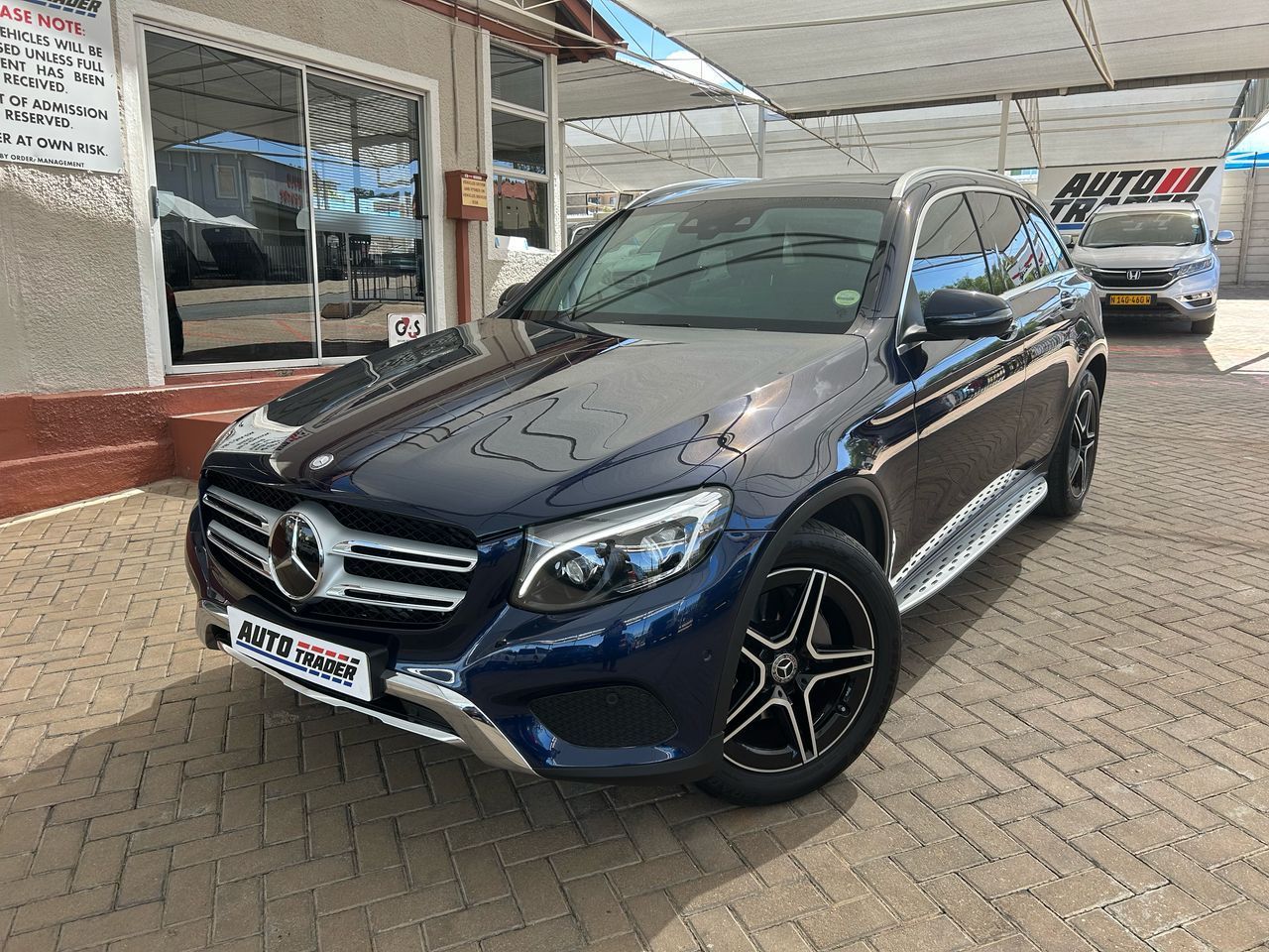 2016 Mercedes-Benz GLC photo 1