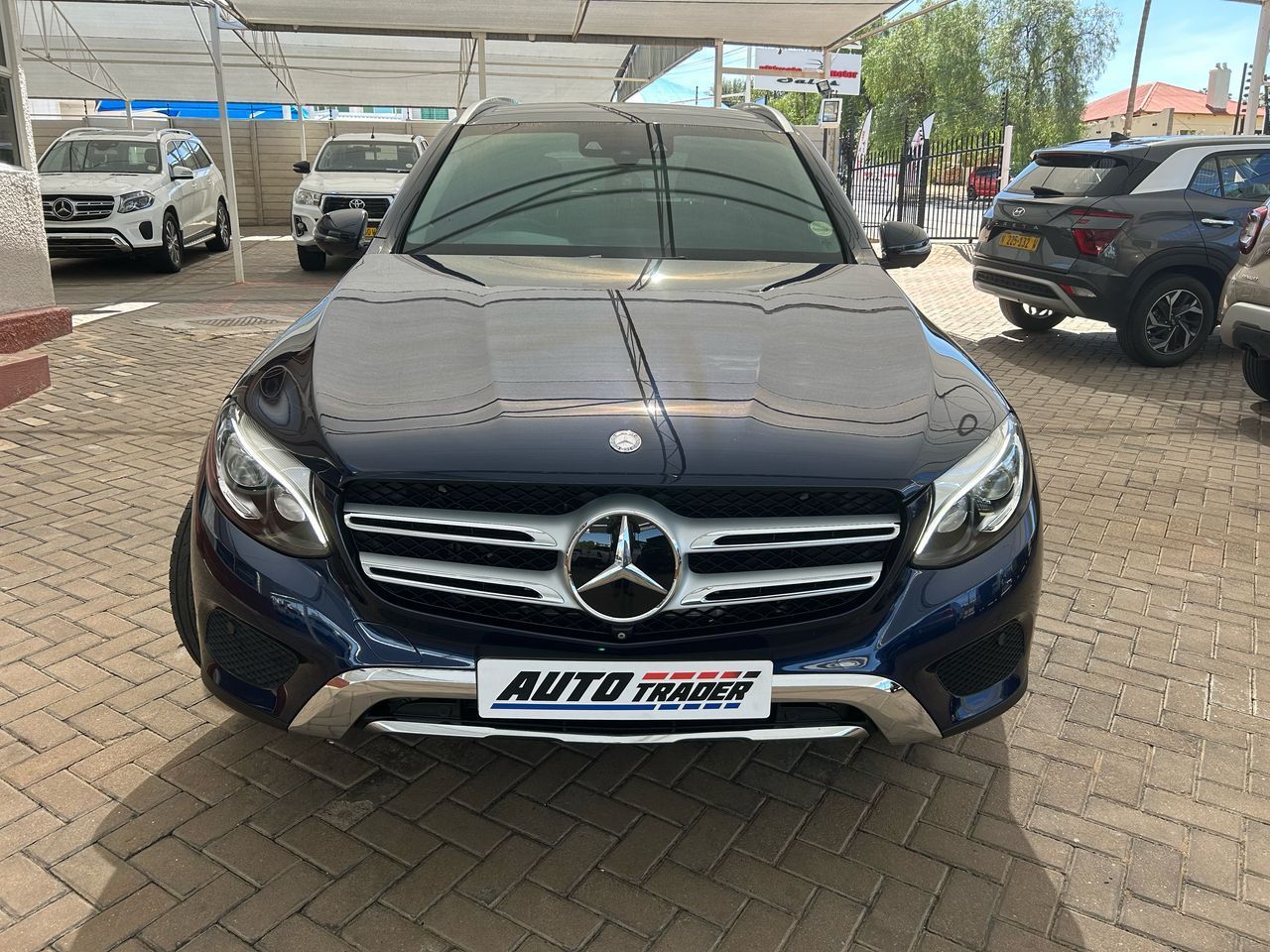 2016 Mercedes-Benz GLC photo 2