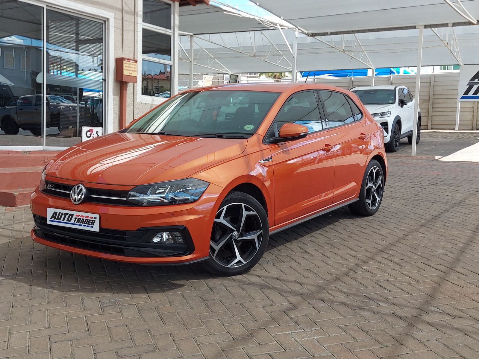 2018 Volkswagen Polo photo 1