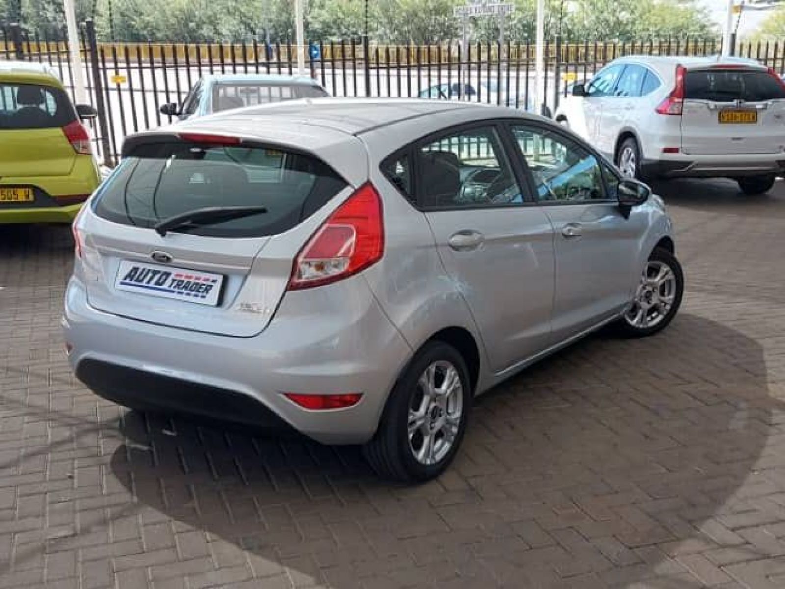 2015 Ford Fiesta photo 7
