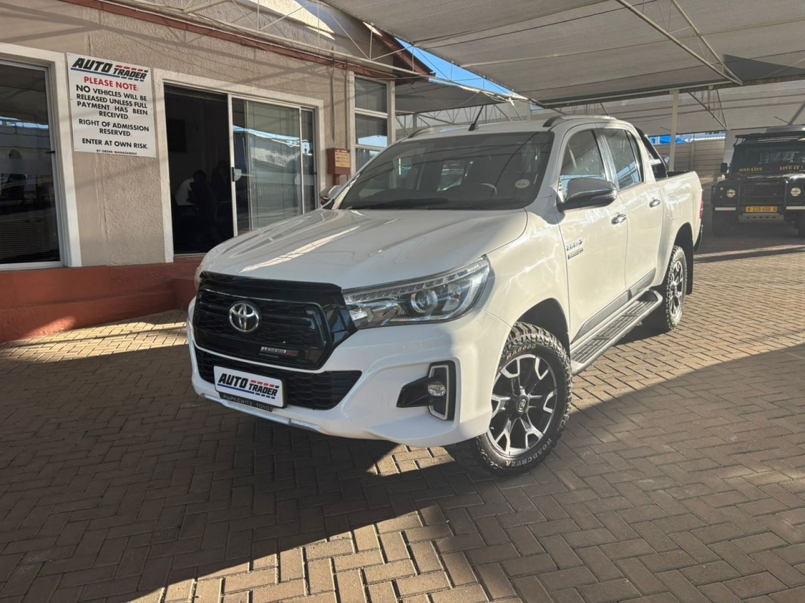 2020 Toyota Hilux photo 1