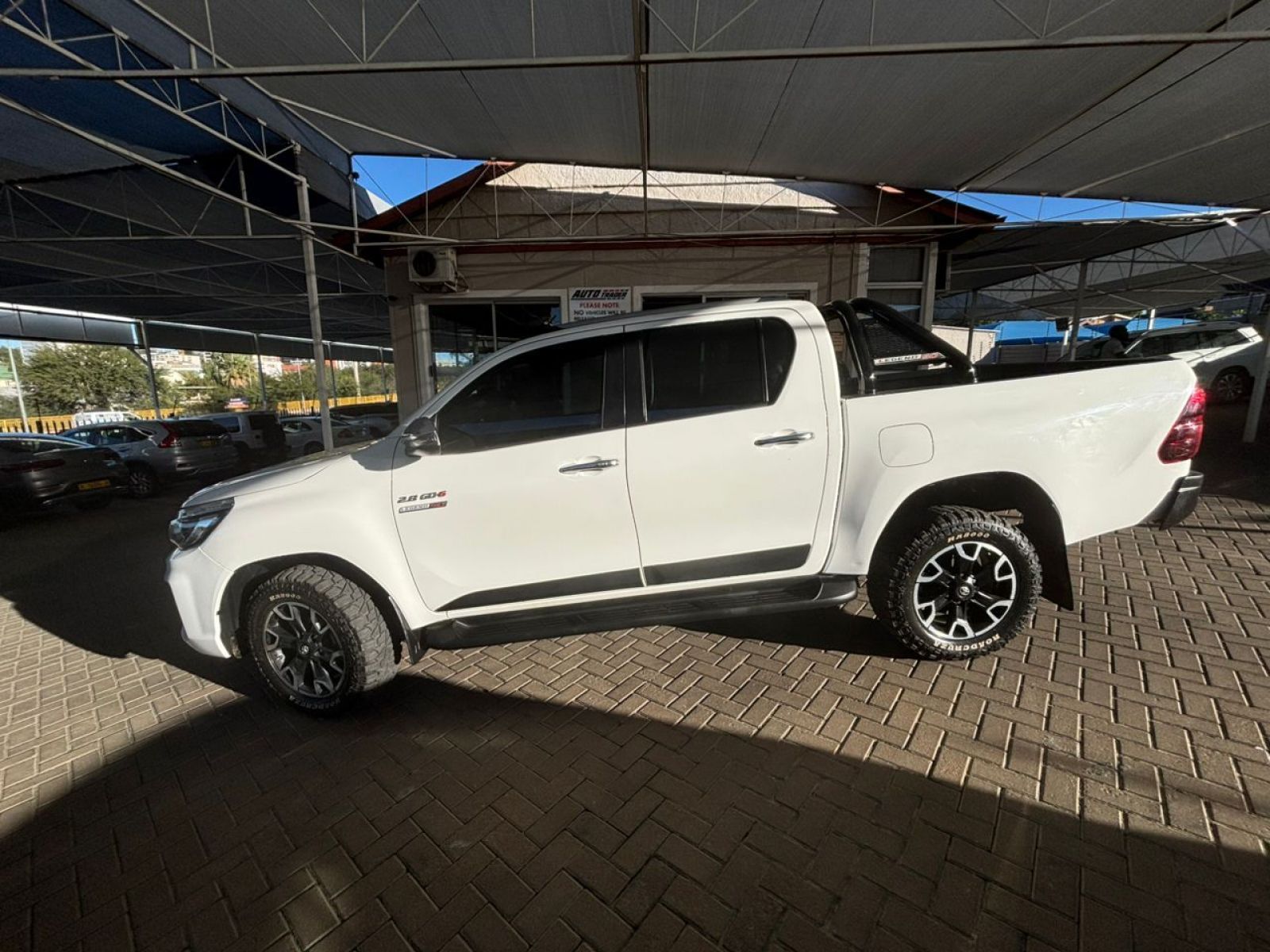 2020 Toyota Hilux photo 4