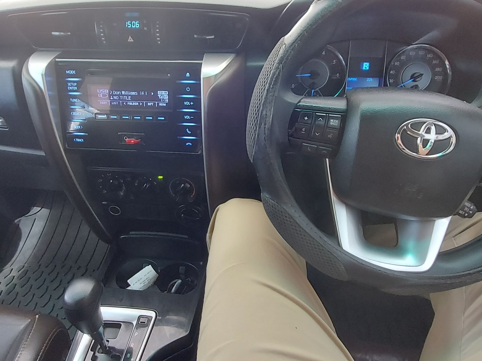 2018 Toyota Fortuner photo 10