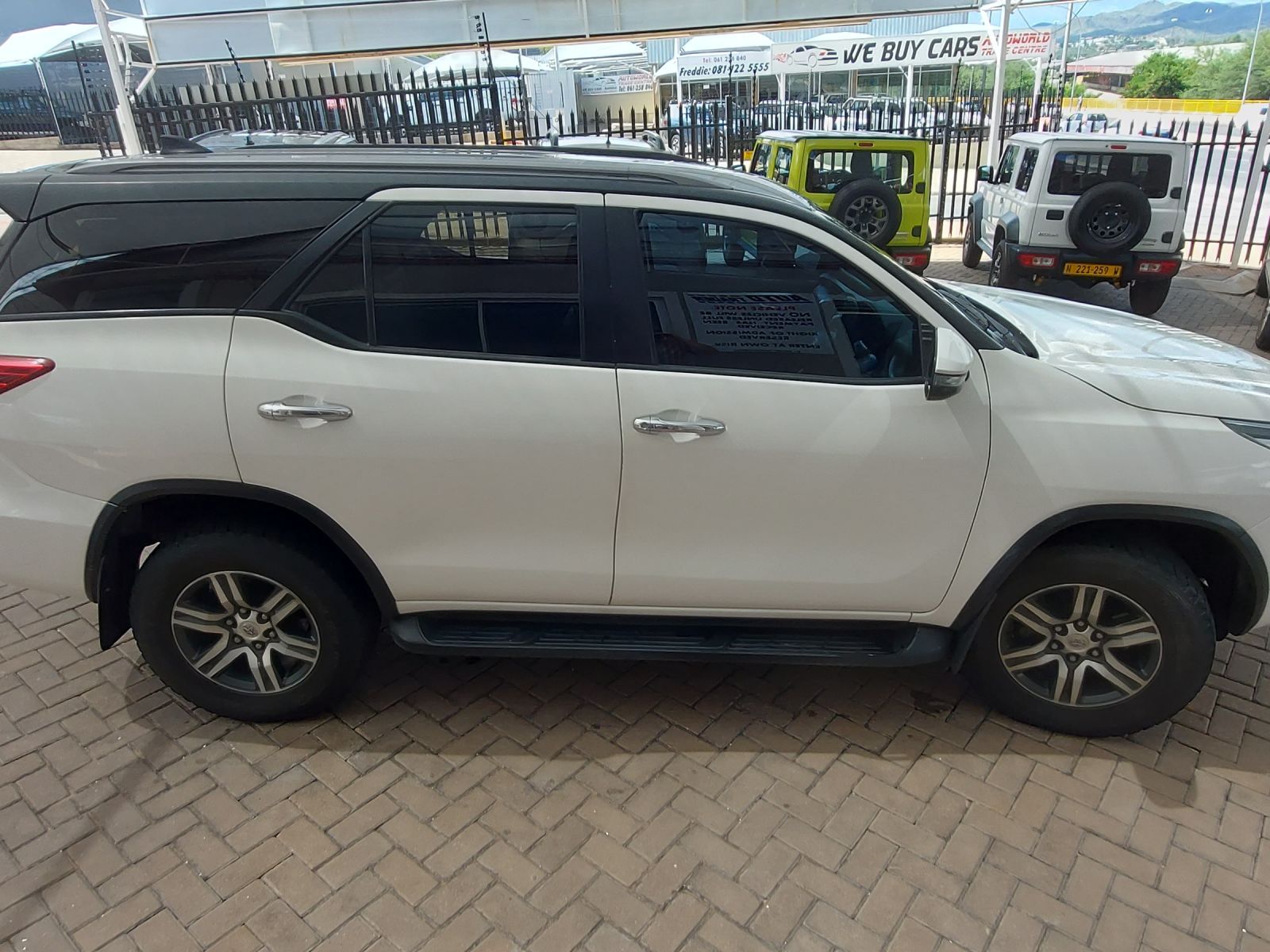 2018 Toyota Fortuner photo 8