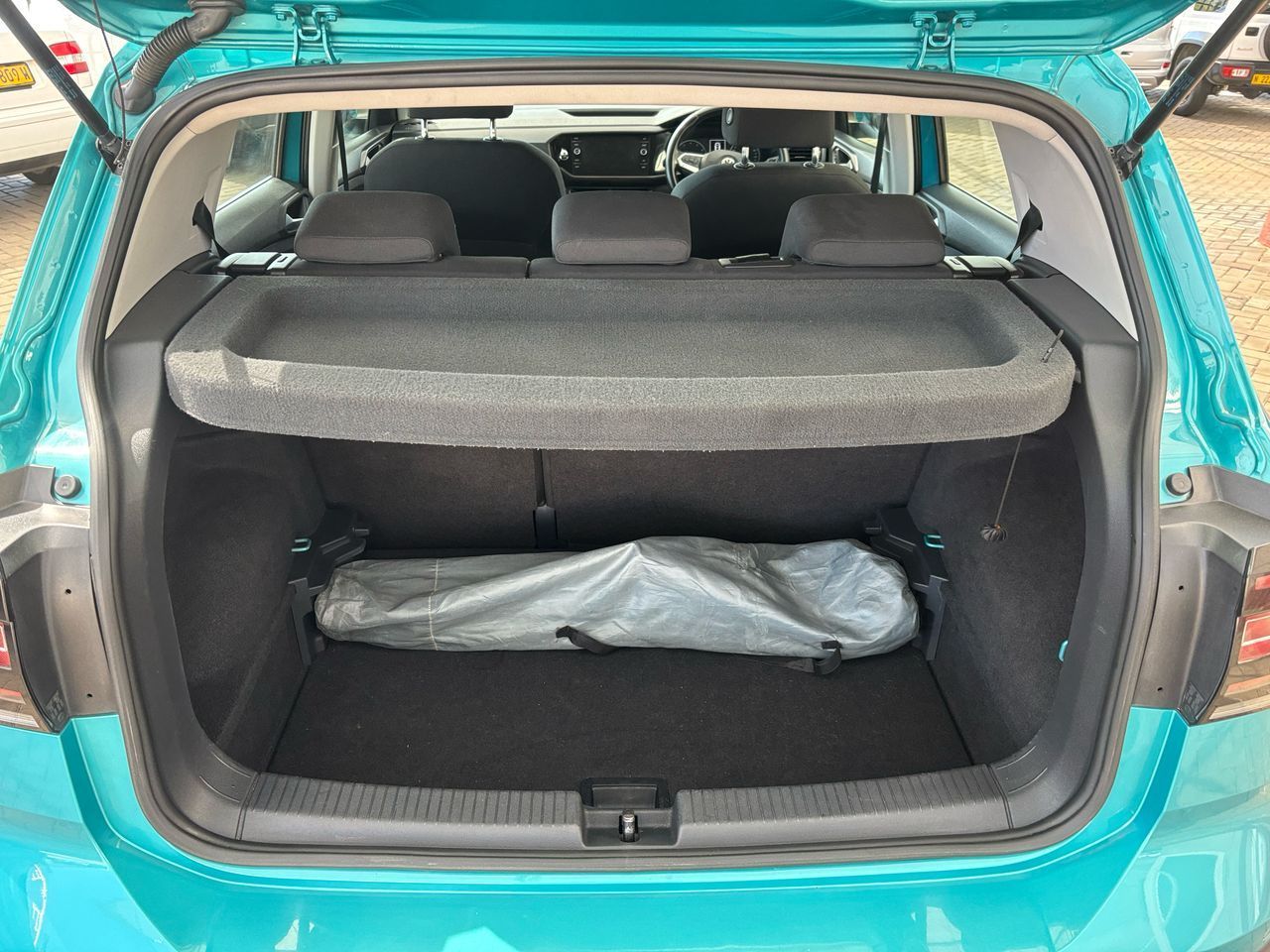2019 Volkswagen T-Cross photo 11