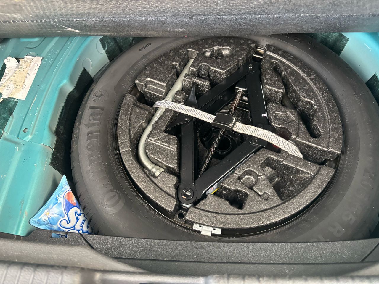 2019 Volkswagen T-Cross photo 12