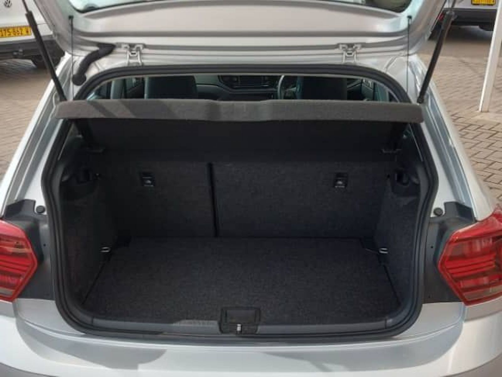 2018 Volkswagen Polo photo 13