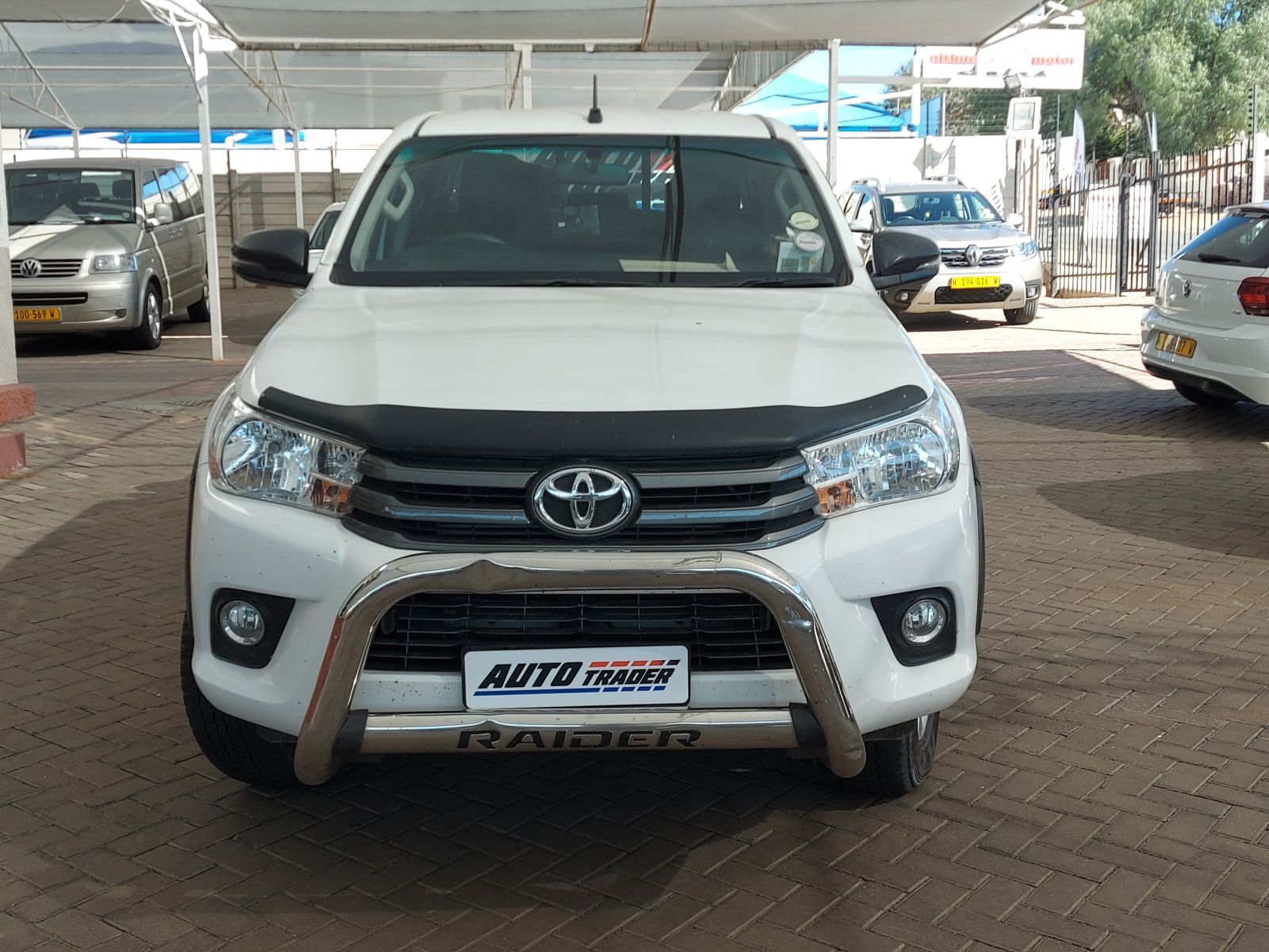 2018 Toyota Hilux photo 2