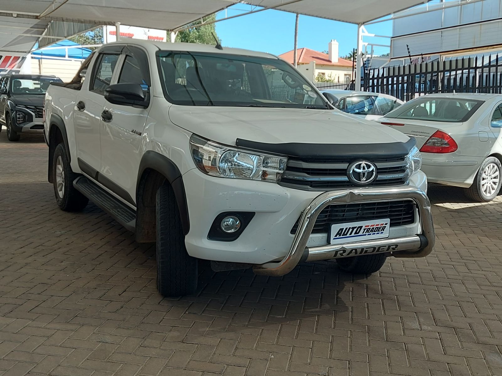 2018 Toyota Hilux photo 3