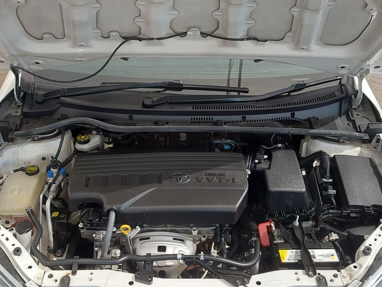 2017 Toyota Corolla photo 15