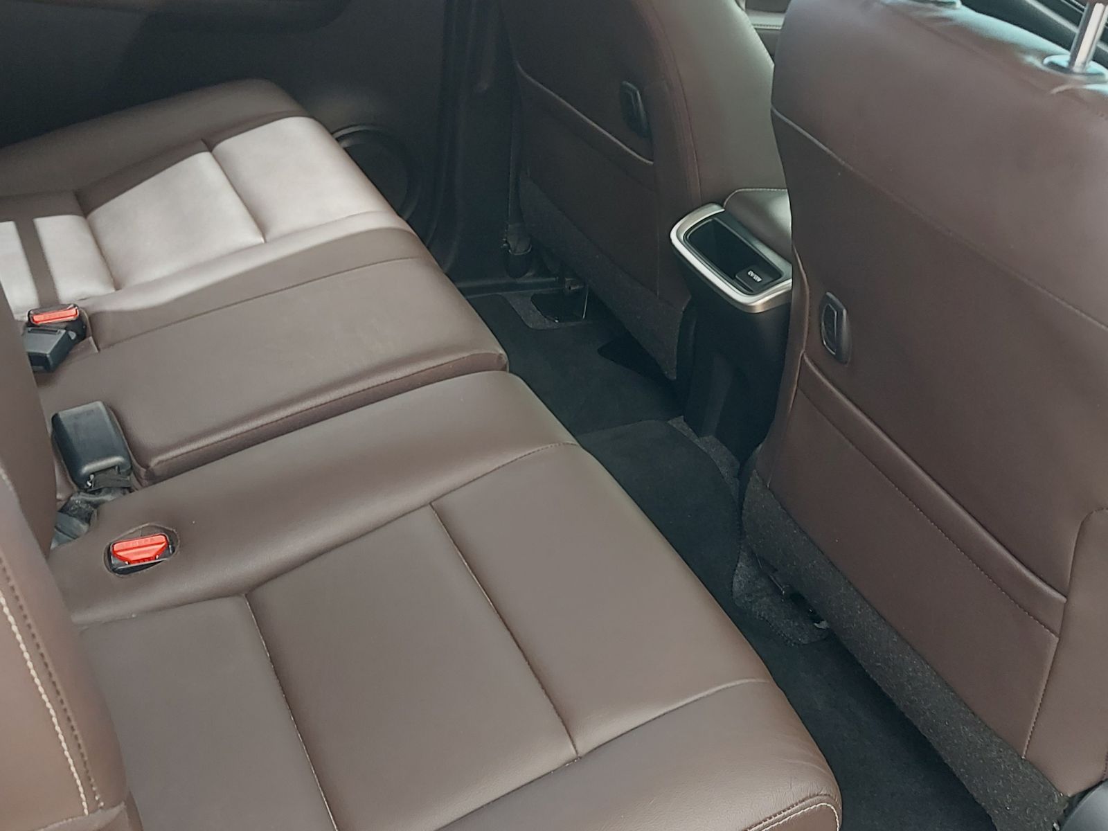 2017 Toyota Fortuner photo 12