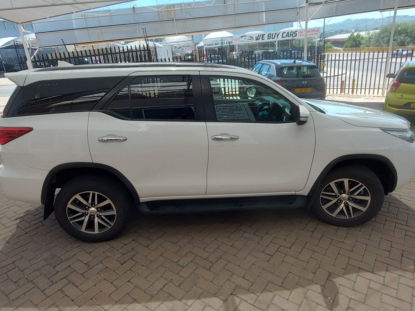 2017 Toyota Fortuner photo 8