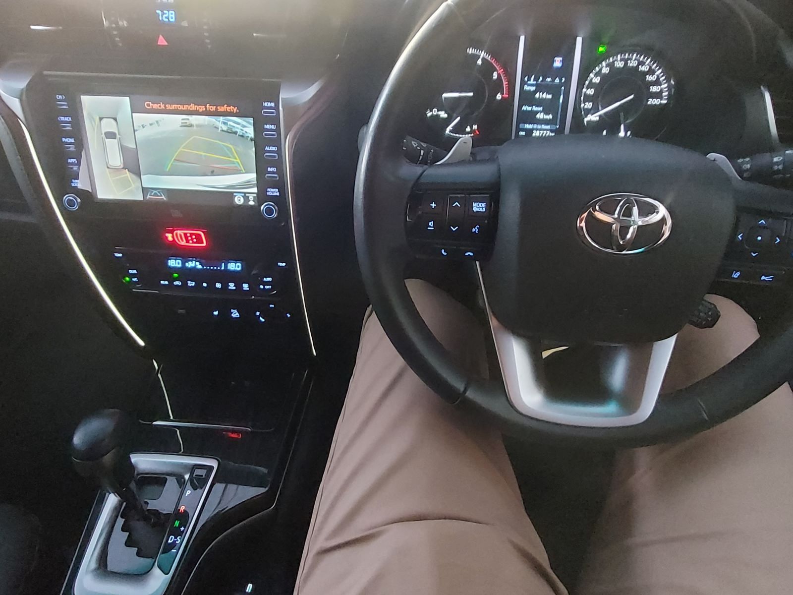 2023 Toyota Fortuner photo 10