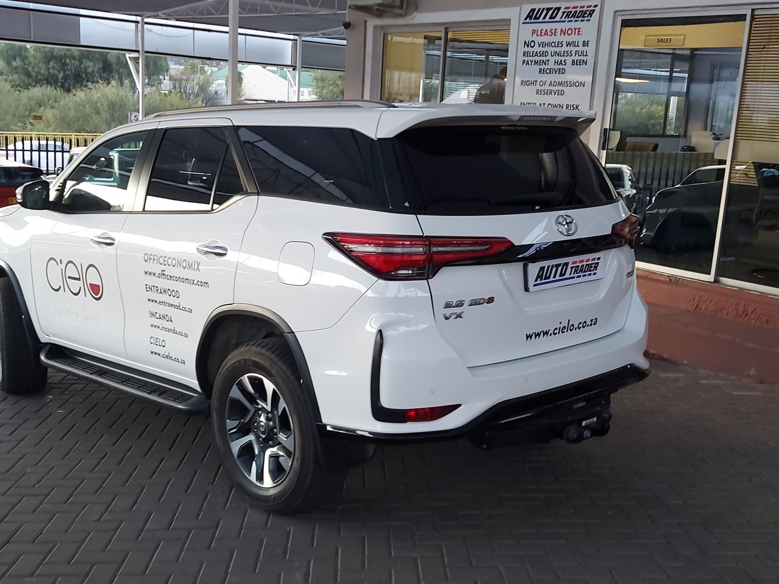 2023 Toyota Fortuner photo 5