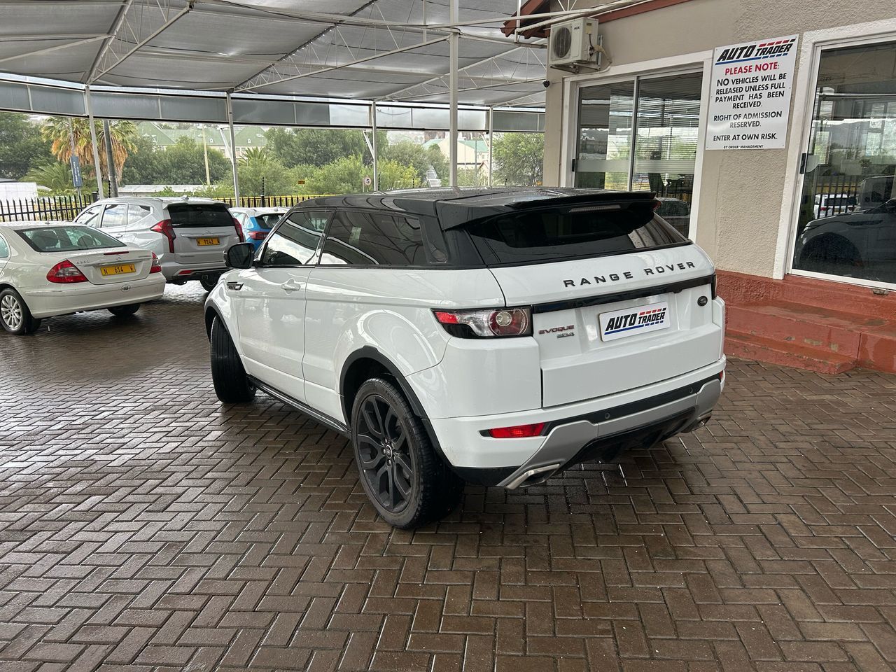 2014 Land Rover Range Rover photo 5