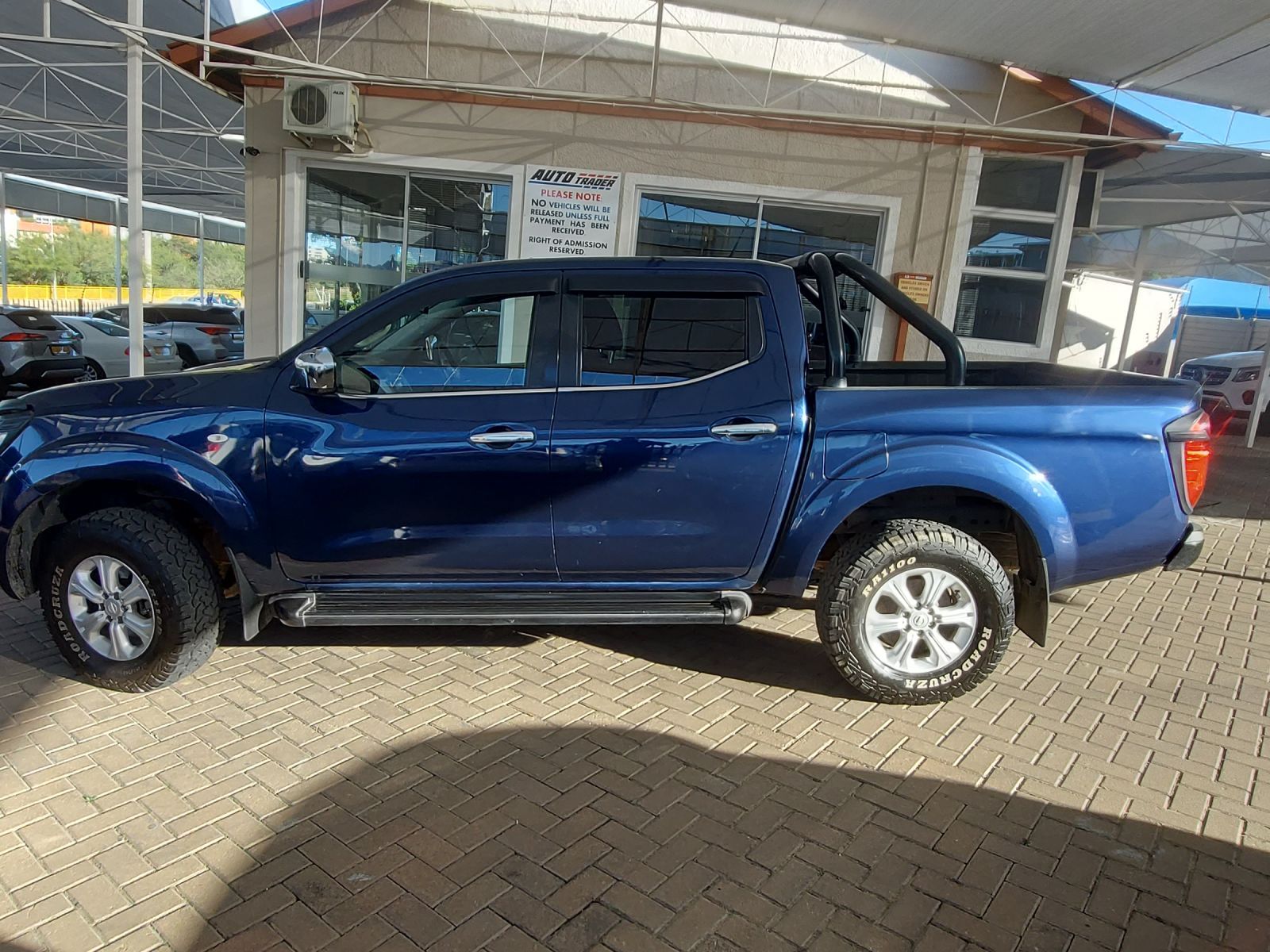 2017 Nissan Navara photo 4