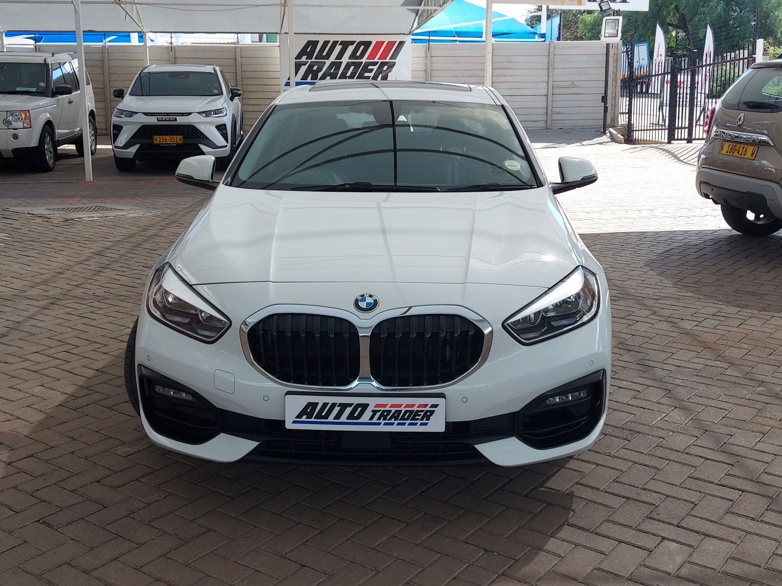 2020 BMW 1 Series photo 2