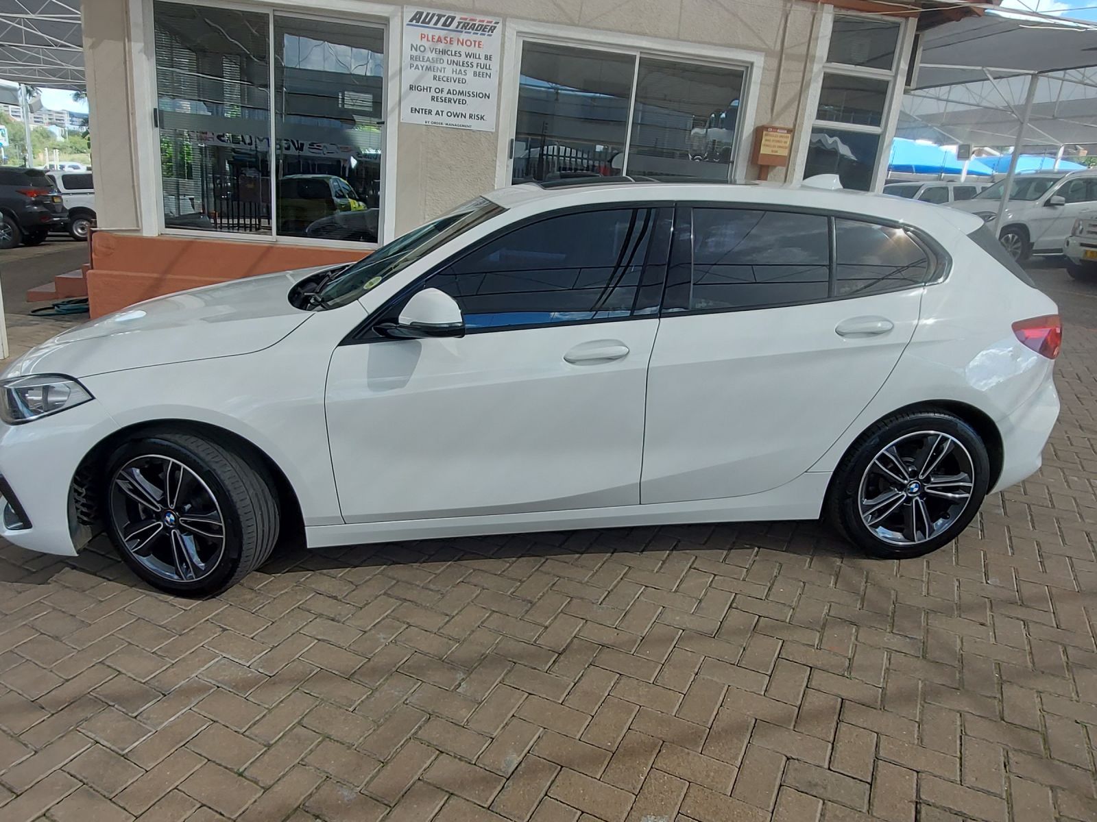 2020 BMW 1 Series photo 4