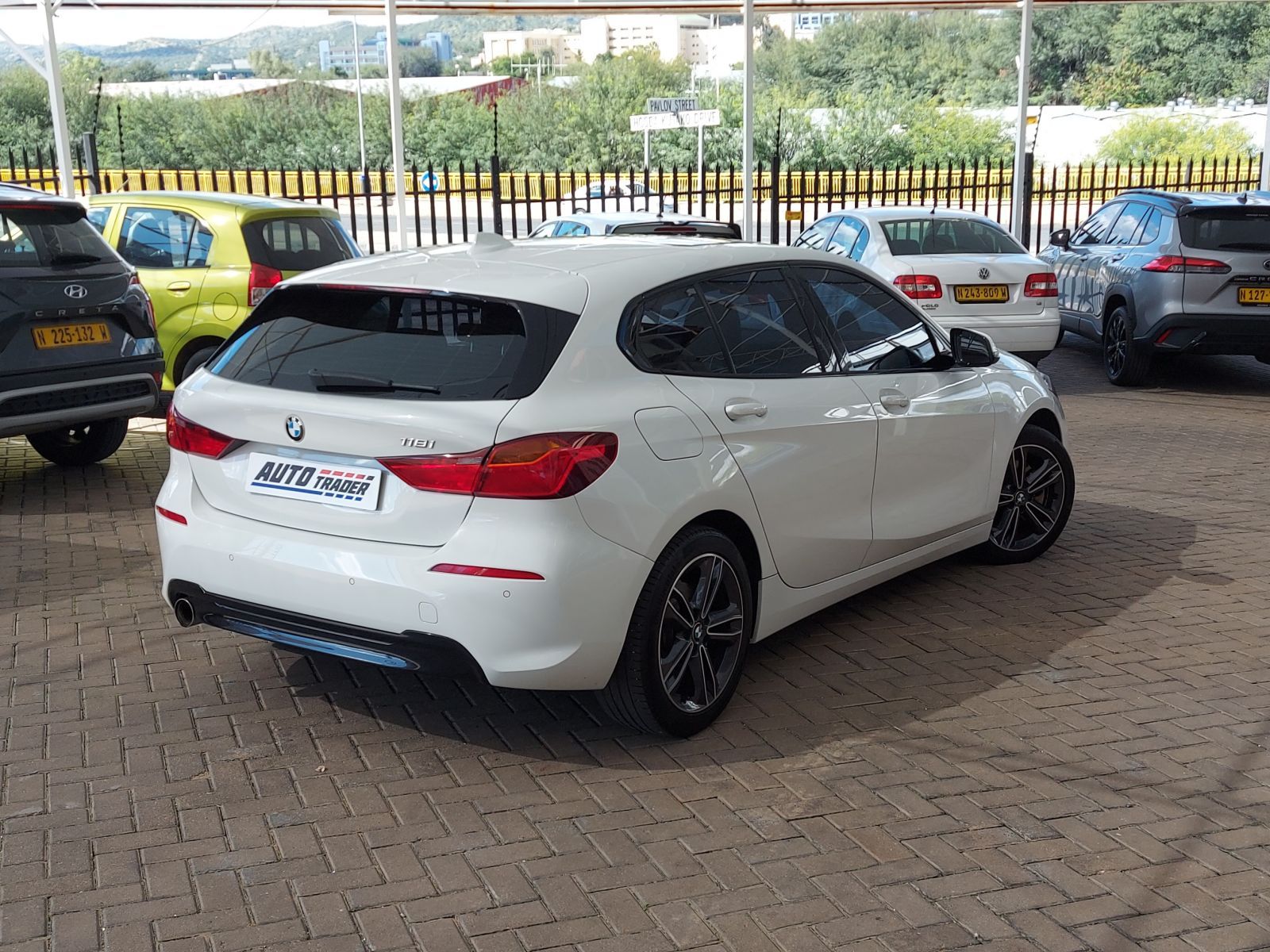 2020 BMW 1 Series photo 7
