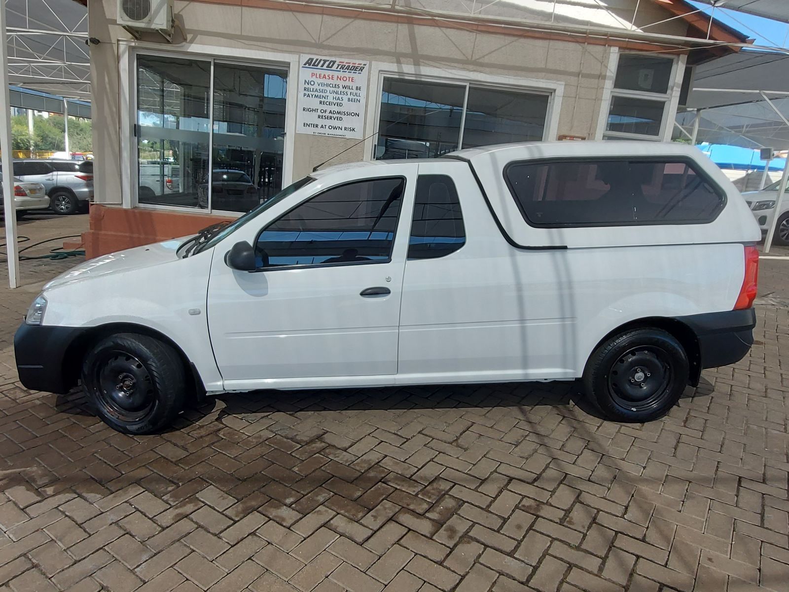 2019 Nissan NP200 photo 4