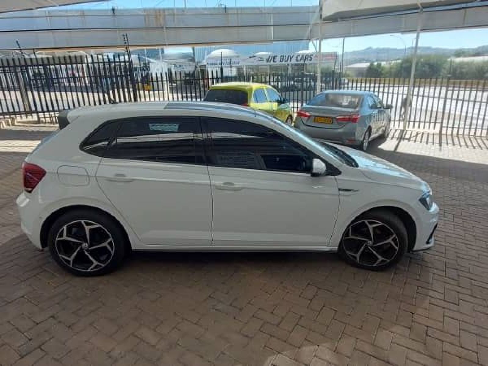 2019 Volkswagen Polo photo 8