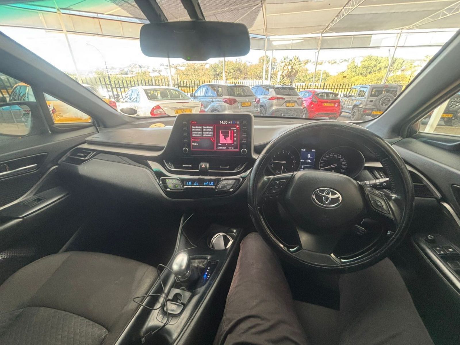 2021 Toyota C-HR photo 10