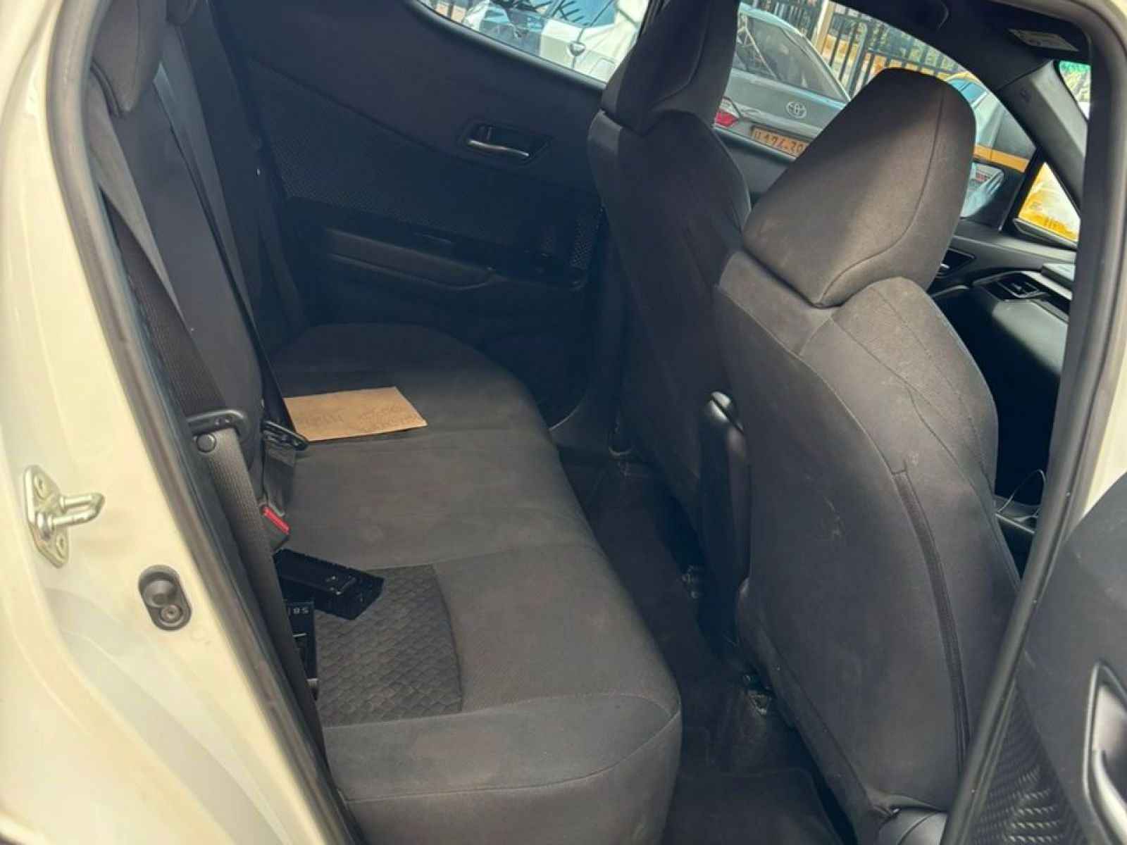 2021 Toyota C-HR photo 12