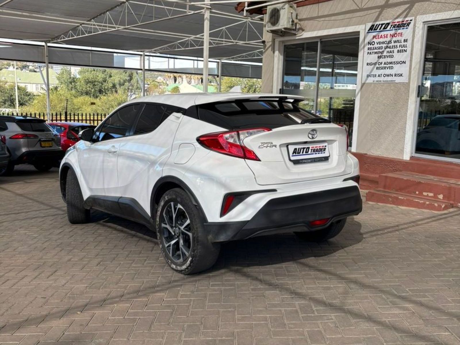 2021 Toyota C-HR photo 5
