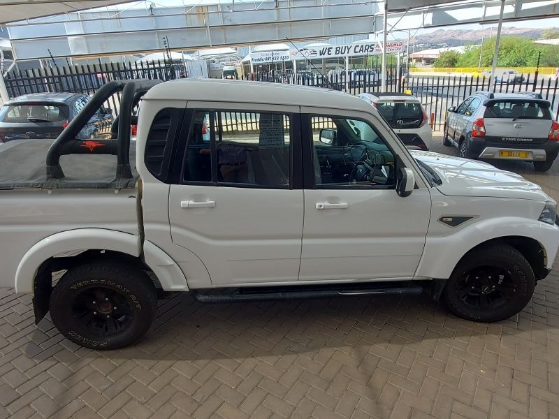 2022 Mahindra PIK UP photo 8