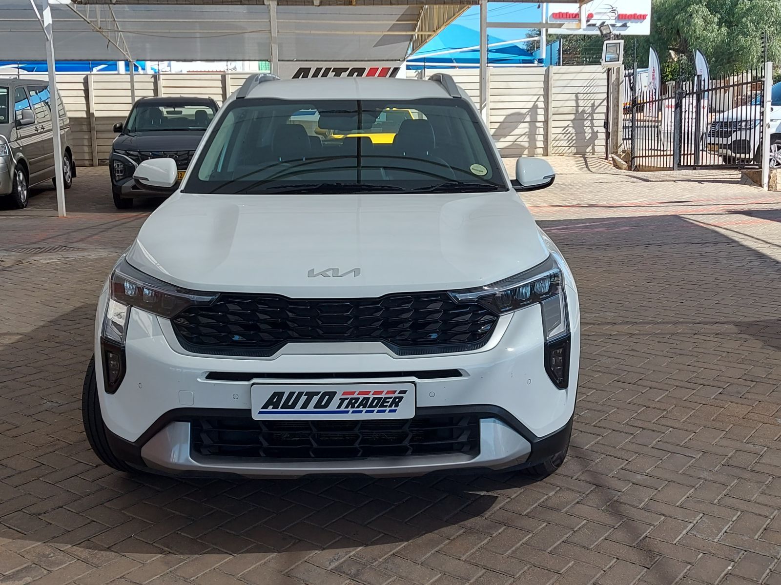 2024 Kia Sonet photo 2