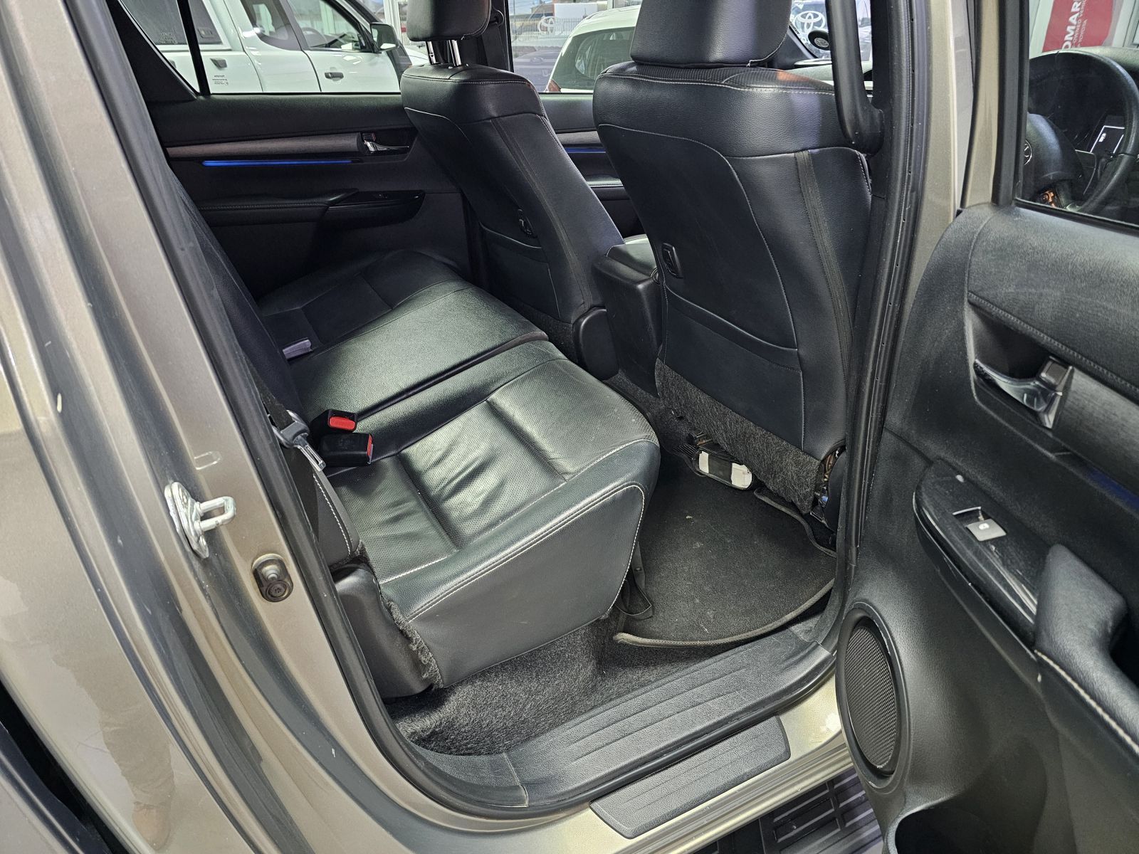 2021 Toyota Hilux photo 11