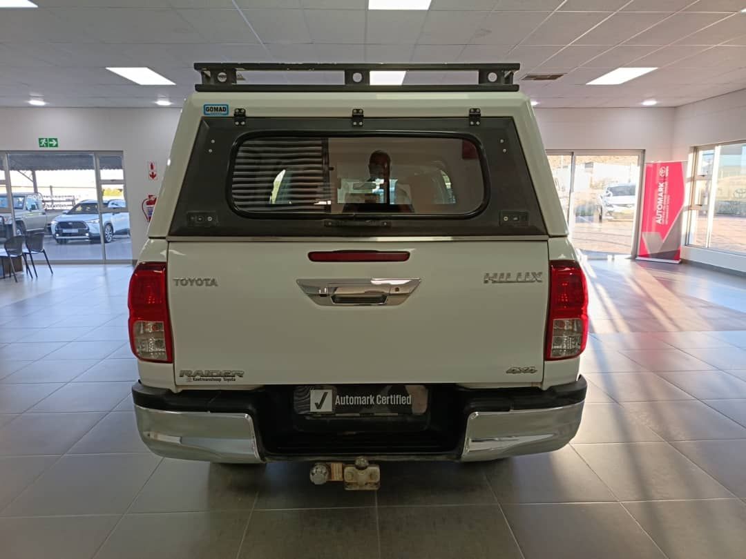 2017 Toyota Hilux photo 4