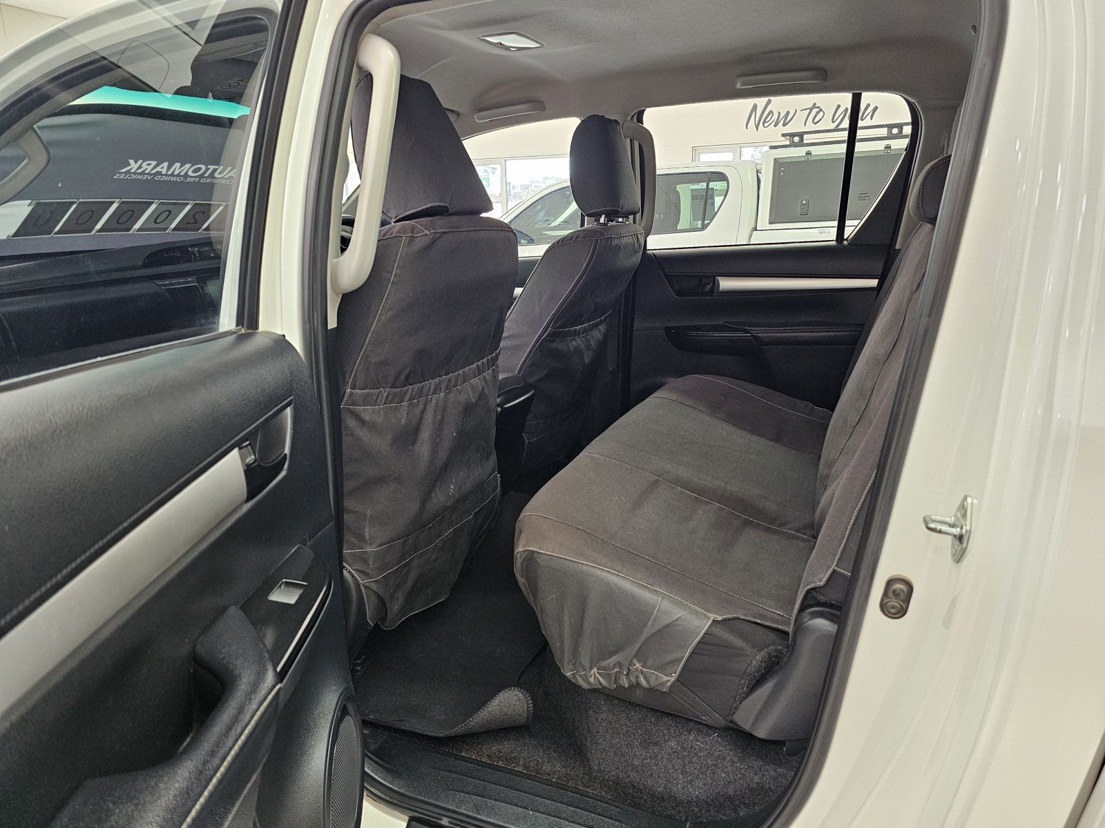 2020 Toyota Hilux photo 11