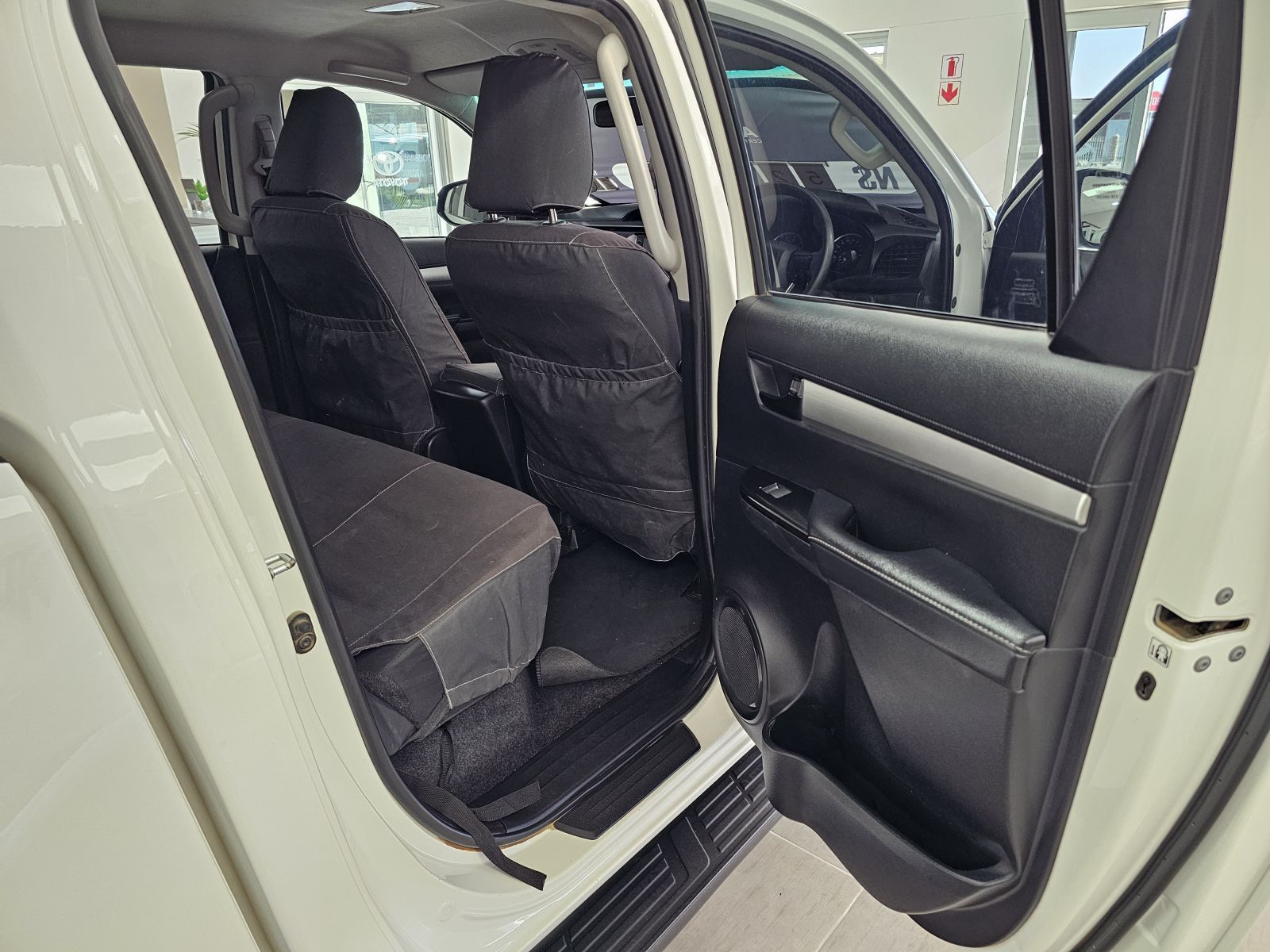 2020 Toyota Hilux photo 4
