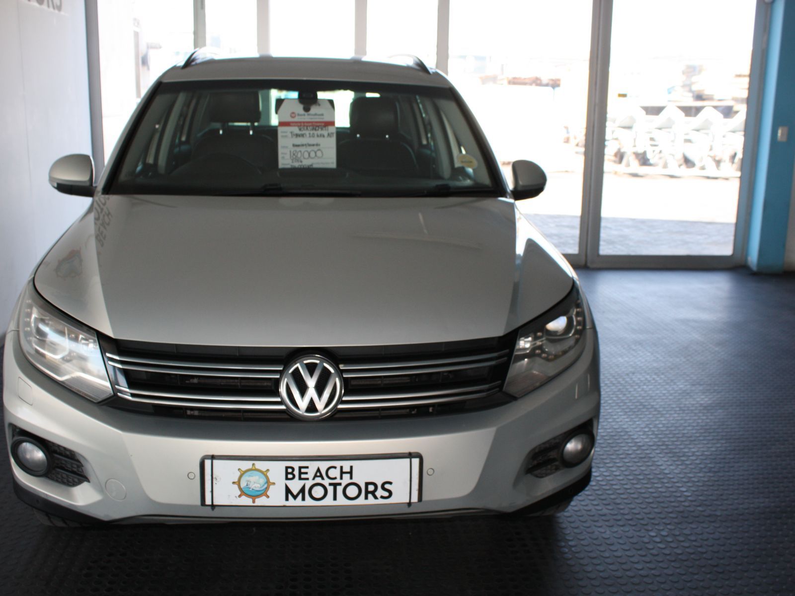 2014 Volkswagen Tiguan photo 2