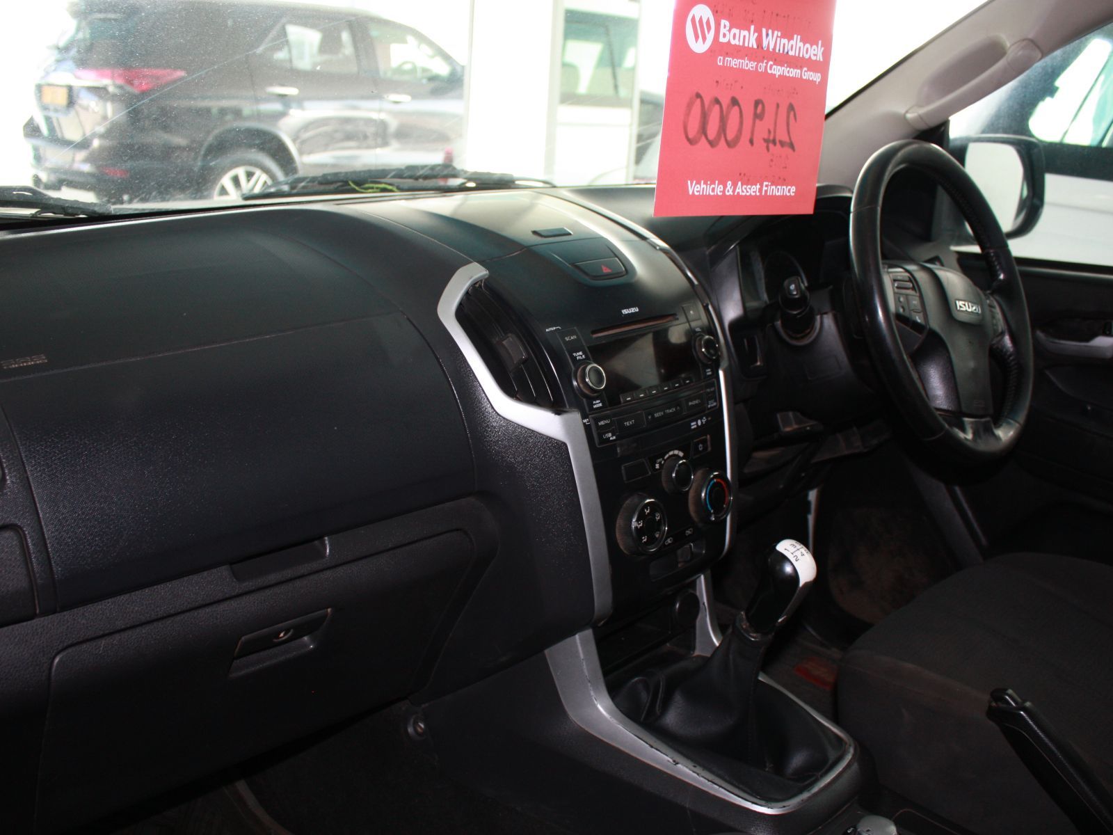 2015 Isuzu KB Series photo 4