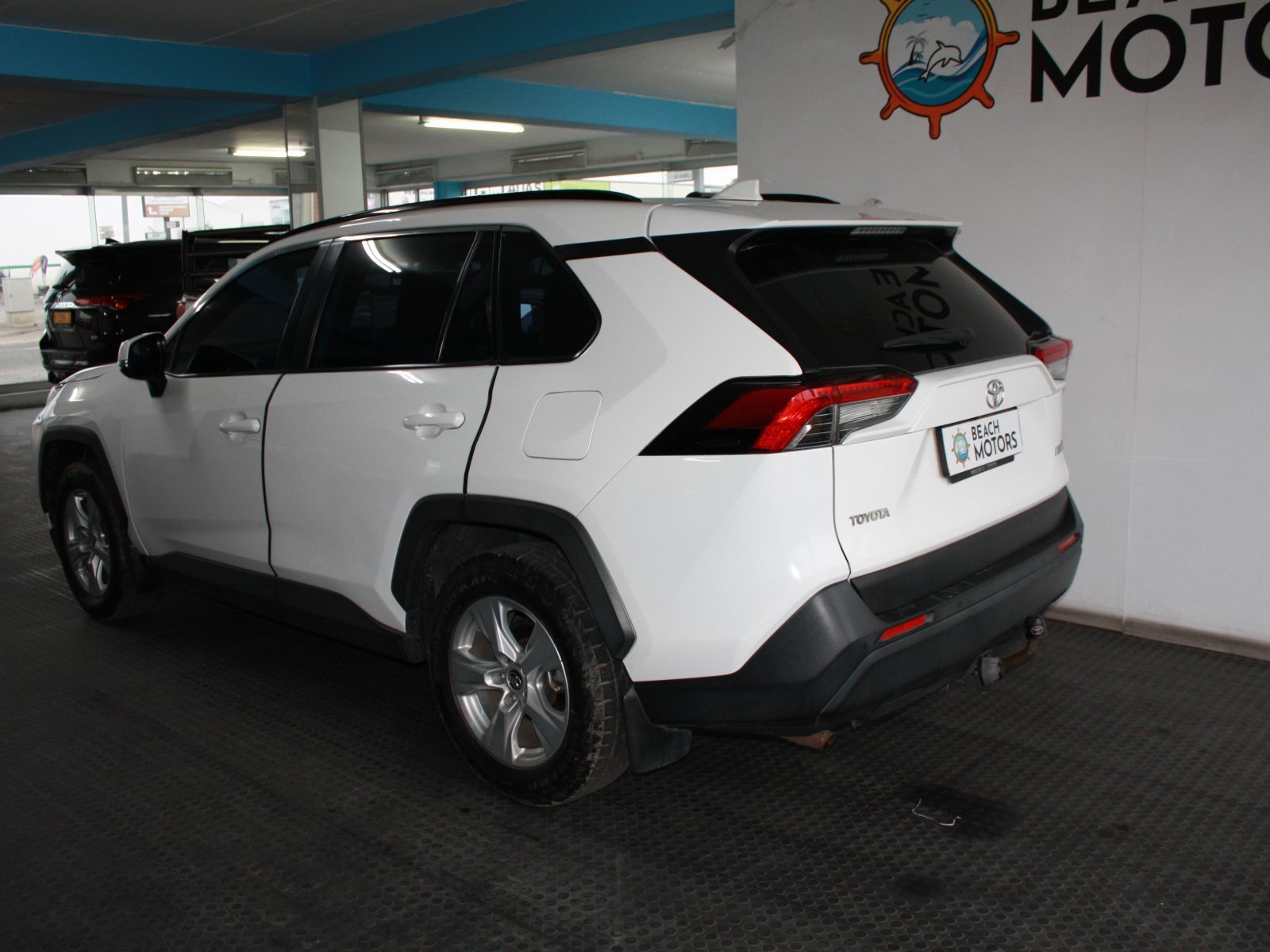 2019 Toyota Rav4 photo 3