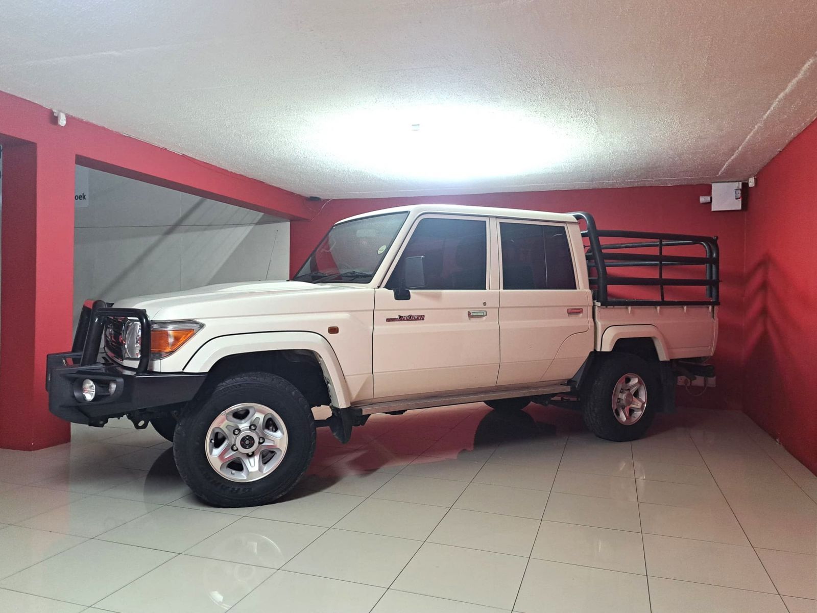 2023 Toyota Land Cruiser photo 3