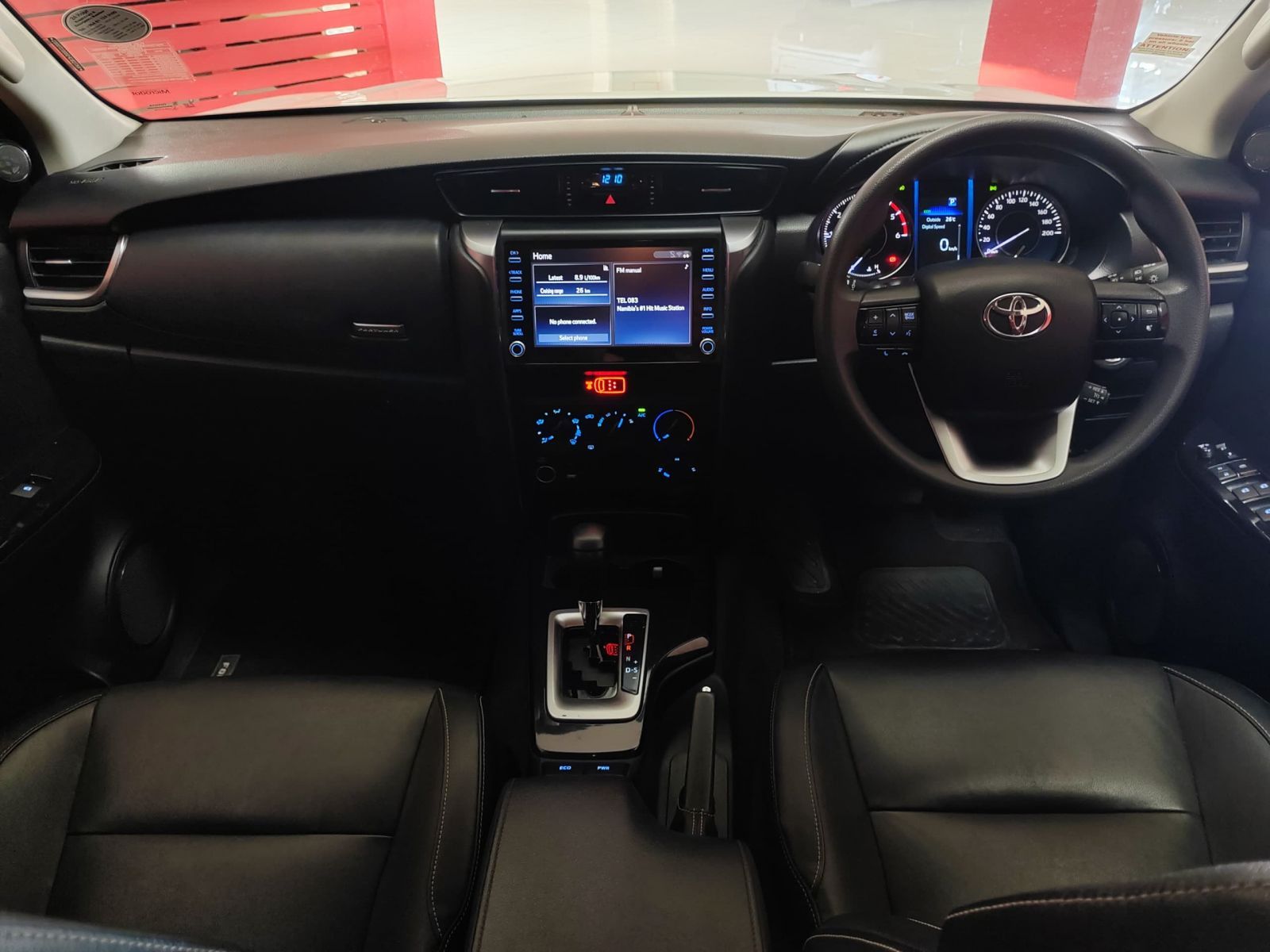 2023 Toyota Fortuner photo 5