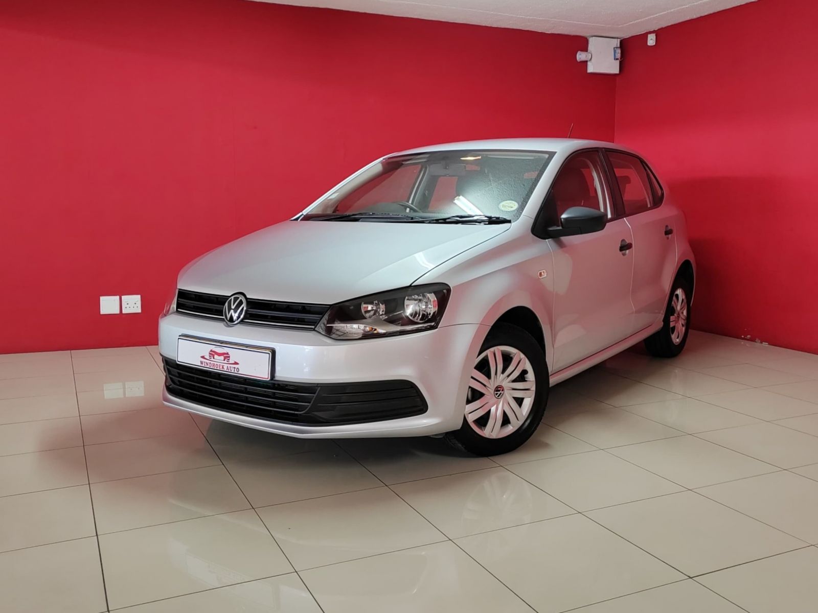 2024 Volkswagen Polo Vivo photo 2